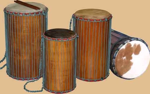 afrikaanse percussie met doun doun, sangban en kenkeni