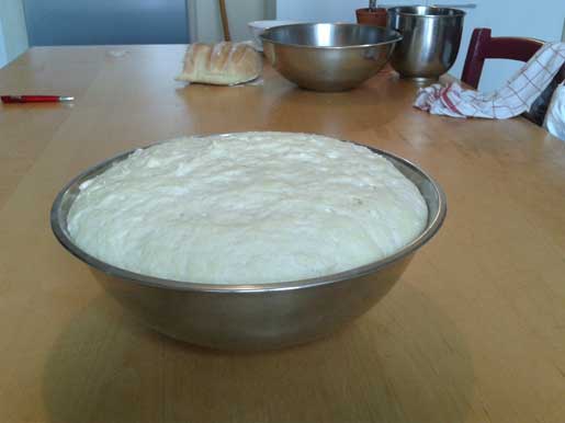 deeg laten rijzen